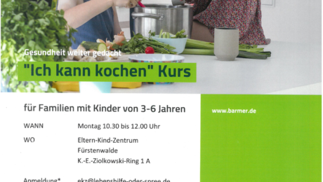 Zwei Kinder kochen gemeinsam in einer modernen Küche, umgeben von frischen Zutaten und einem Kochtopf.